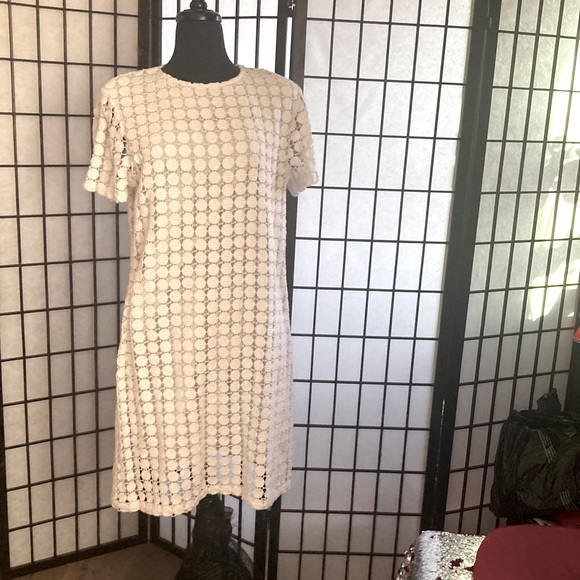 Dress - Picture 4 of 4